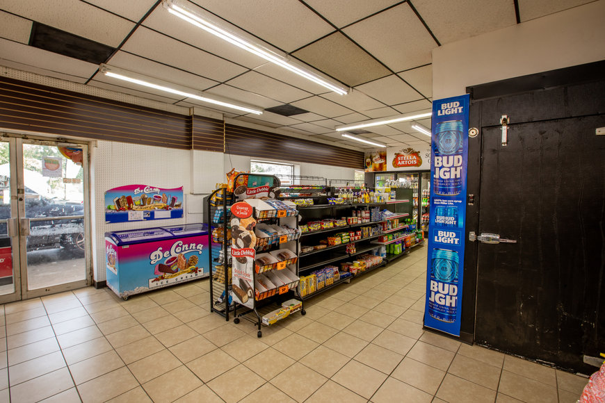 Image for Operational Convenience Store, Laundromat, Car Wash, Storage Units & Office Building on 8+ Acres--SELLING to the HIGHEST BIDDER!!