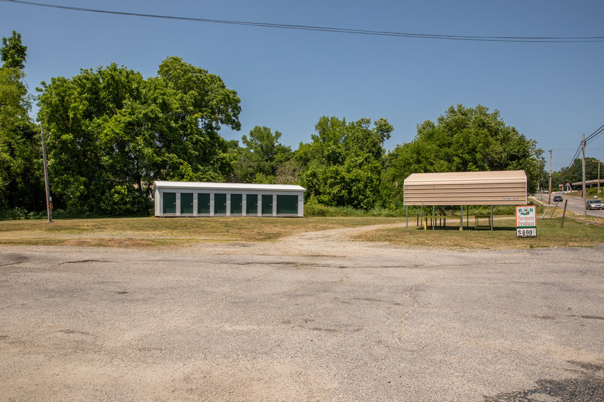 Image for Operational Convenience Store, Laundromat, Car Wash, Storage Units & Office Building on 8+ Acres--SELLING to the HIGHEST BIDDER!!