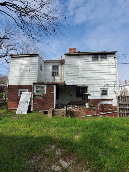 Image for 3 BR / 2 BA Single Family Home in Petersburg - Large Corner Lot @ Intersection of Wilcox St. & S. Dunlop St. - 904 Wilcox St, Petersburg VA 23803
