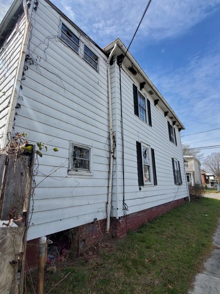Image for 3 BR / 2 BA Single Family Home in Petersburg - Large Corner Lot @ Intersection of Wilcox St. & S. Dunlop St. - 904 Wilcox St, Petersburg VA 23803