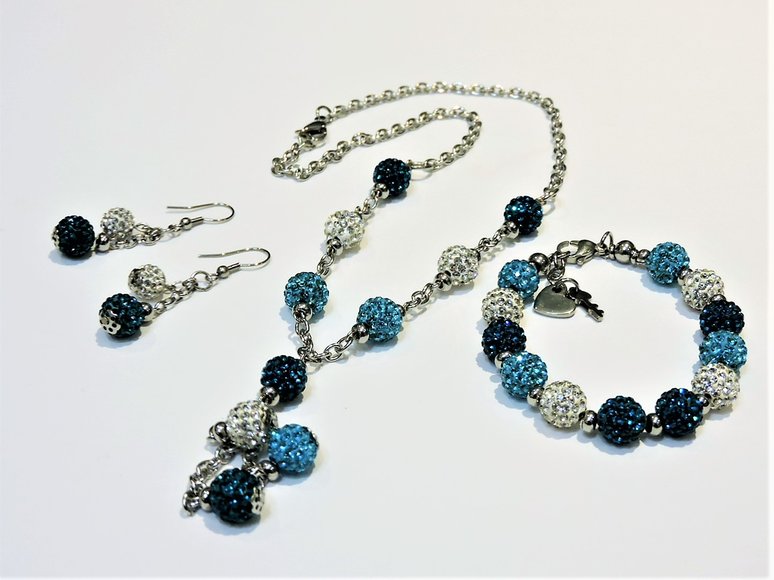 Necklace Set - Lots of Sparkle and Shine