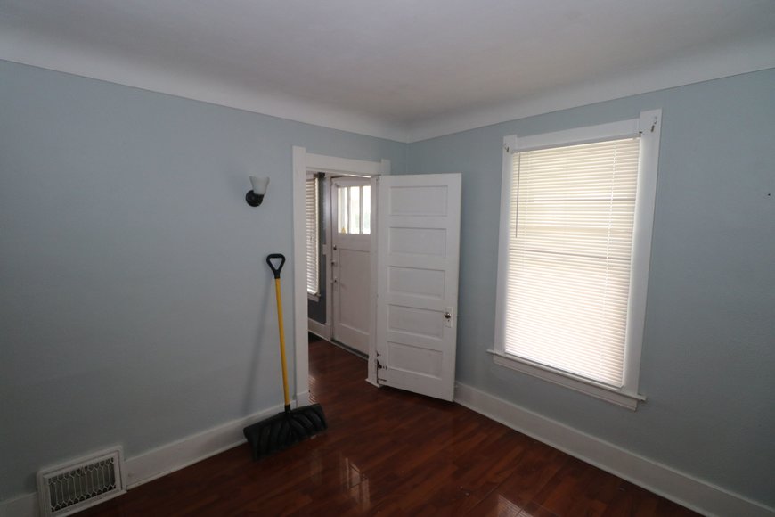 Image for ABSOLUTE AUCTION! - 1807 Georgia Avenue