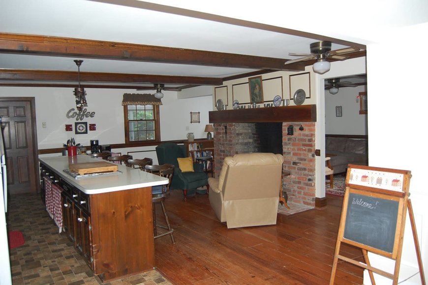 Accelerated Sale Airbnb in Powhatan, Virginia 5 BD/4BA Historic