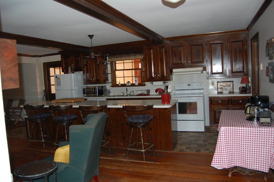 Accelerated Sale Airbnb in Powhatan, Virginia 5 BD/4BA Historic