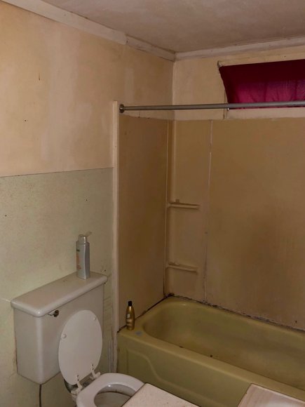 Image for 2 BR/1 BA Cottage on 1 Acre in Lunenburg County, VA--ONLINE ONLY BIDDING!!