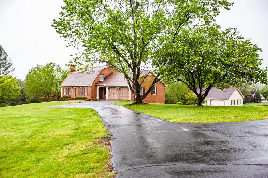Image for 4 BR/4 BA Home on 2.3 +/- Acres in Ivy Farms Only Minutes From UVA & Downtown Charlottesville--ONLINE ONLY BIDDING!!