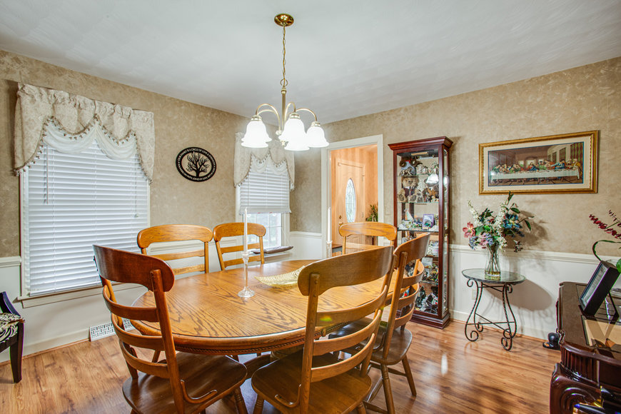 Image for 4 BR/4 BA Home on 2.3 +/- Acres in Ivy Farms Only Minutes From UVA & Downtown Charlottesville--ONLINE ONLY BIDDING!!