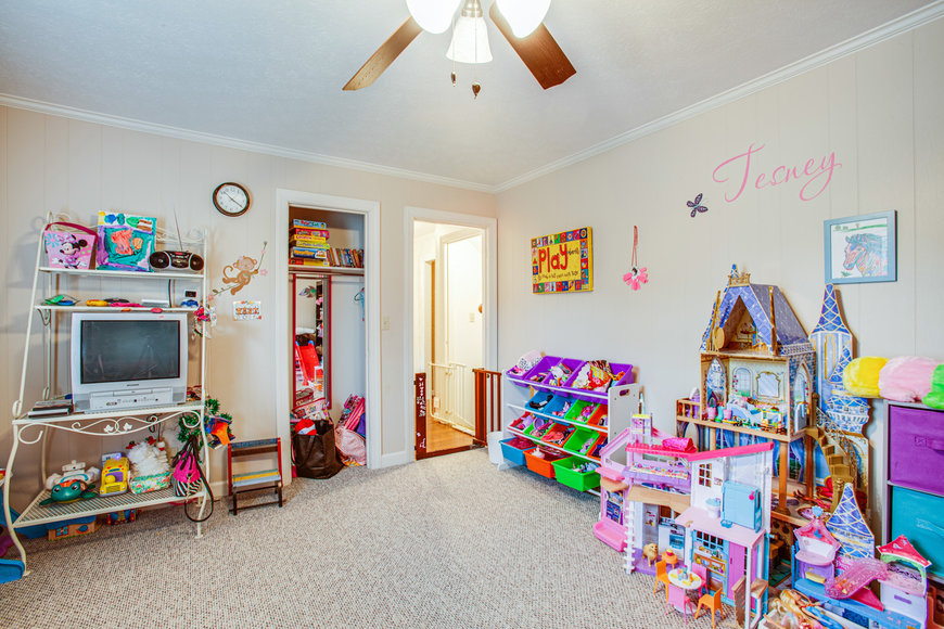 Image for 4 BR/4 BA Home on 2.3 +/- Acres in Ivy Farms Only Minutes From UVA & Downtown Charlottesville--ONLINE ONLY BIDDING!!