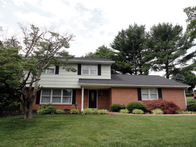 Image for Owner's relocating due to job transfer:
PUBLIC AUCTION - BEL AIR, MD.