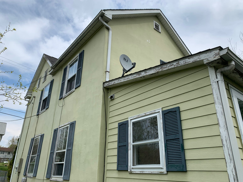 Image for 3 BR/1.5 BA Home in Downtown Berryville, VA (Clarke County)--SELLS to the HIGHEST BIDDER!!