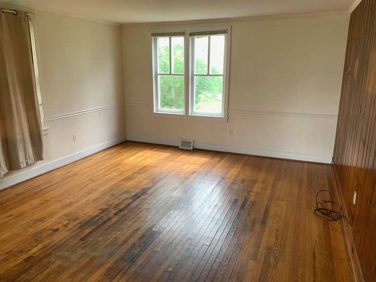 Image for 3 BR/1.5 BA Home in Downtown Berryville, VA (Clarke County)--SELLS to the HIGHEST BIDDER!!