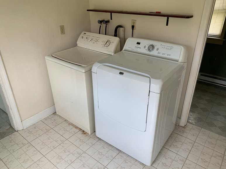 Image for 3 BR/1.5 BA Home in Downtown Berryville, VA (Clarke County)--SELLS to the HIGHEST BIDDER!!