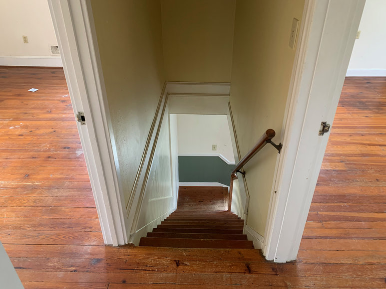 Image for 3 BR/1.5 BA Home in Downtown Berryville, VA (Clarke County)--SELLS to the HIGHEST BIDDER!!