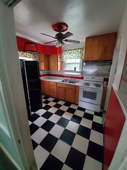 Image for 3 BR / 1 BA Brick Cape Cod House – Detached One Car Garage - East Highland Park - 3703 Vawter Ave., Richmond, VA 23222