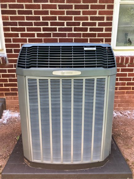 Image for 5 BR/2 BA Home w/Basement on .3 +/- Acre Lot Only MInutes From Liberty University & University of Lynchburg--ONLINE ONLY BIDDING!!