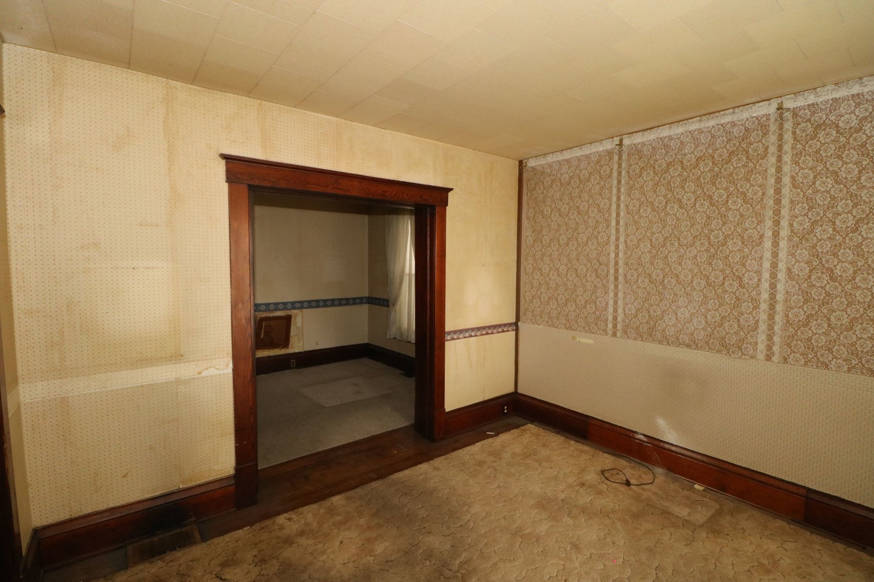 Image for ABSOLUTE AUCTION! - 736 Parker Avenue