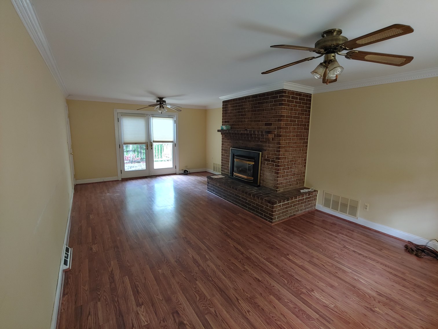 Image for COLONIAL STYLE HOME- 4 BEDROOMS, 2 BATHS