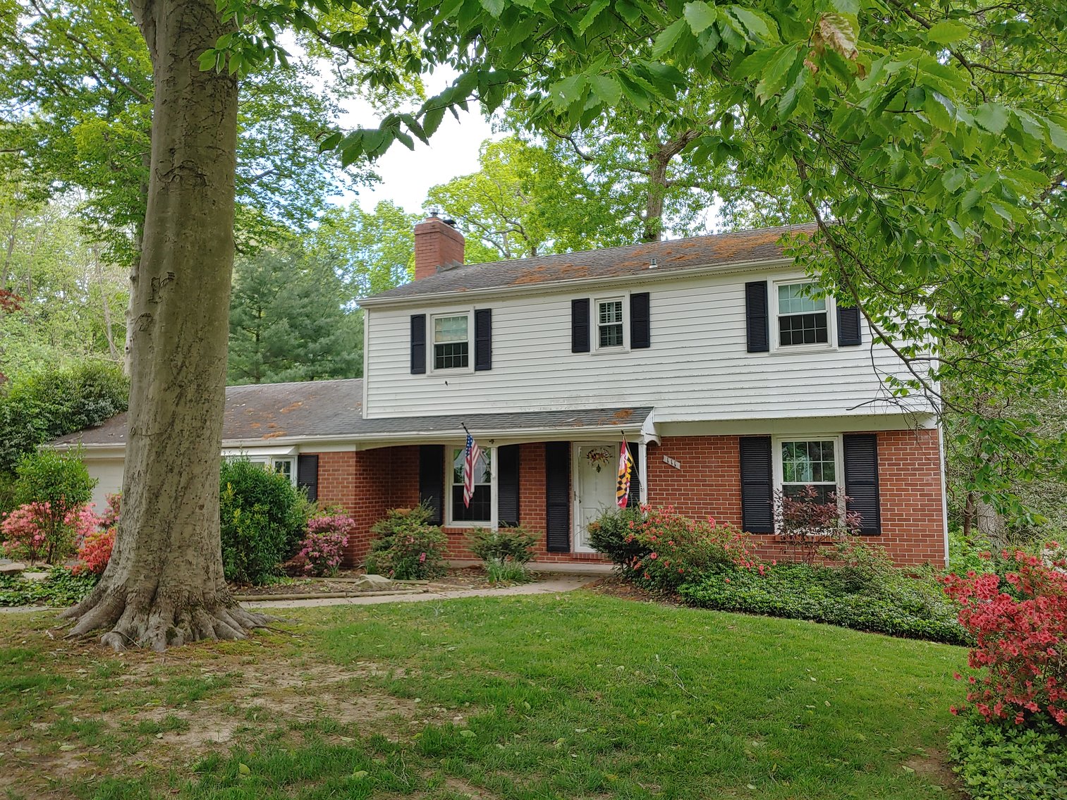 Image for COLONIAL STYLE HOME- 4 BEDROOMS, 2 BATHS