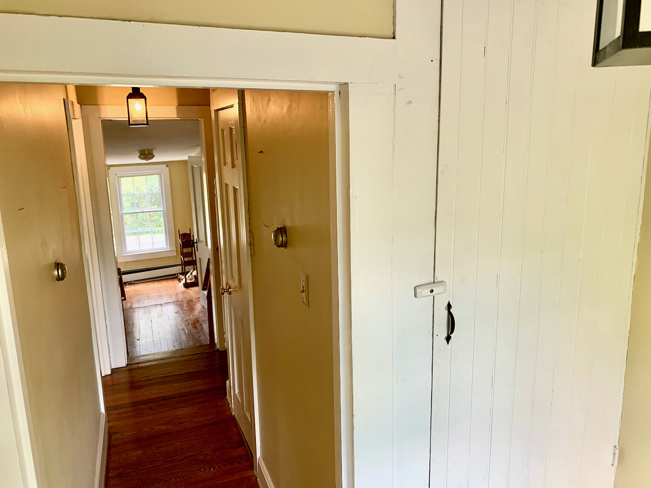 Image for Stately 3 BR/2.5 BA Home on 1.28 +/- Acre Lot in Hamilton, VA--SELLS to the HIGHEST BIDDER!!