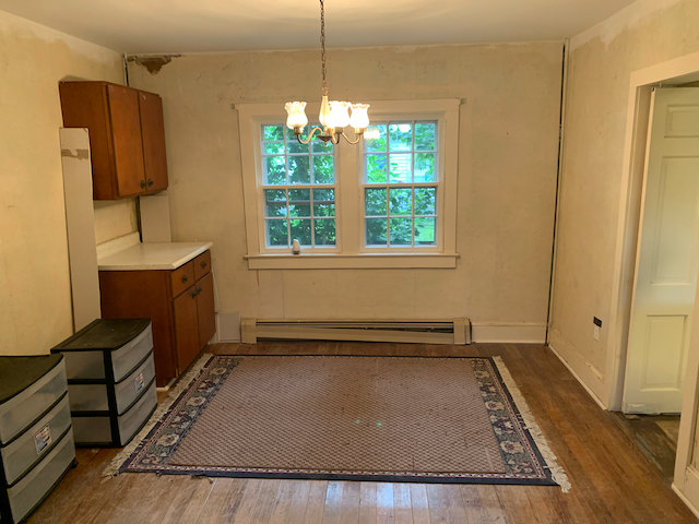 Image for 3 BR/1.5 BA Home on .35 +/- Acre Lot in the Town of Hamilton, VA--SELLS to the HIGHEST BIDDER!!