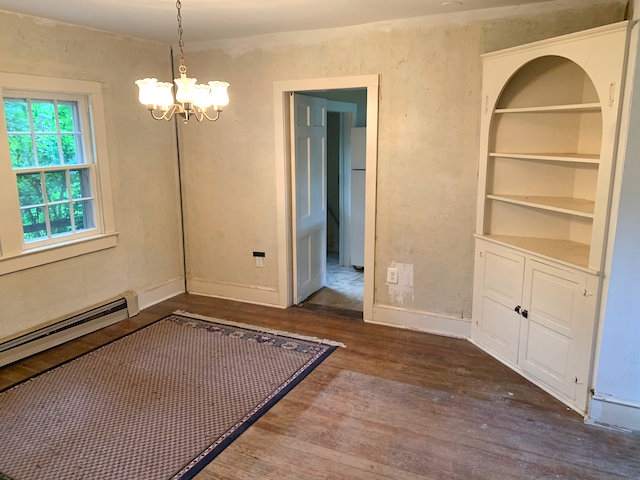 Image for 3 BR/1.5 BA Home on .35 +/- Acre Lot in the Town of Hamilton, VA--SELLS to the HIGHEST BIDDER!!