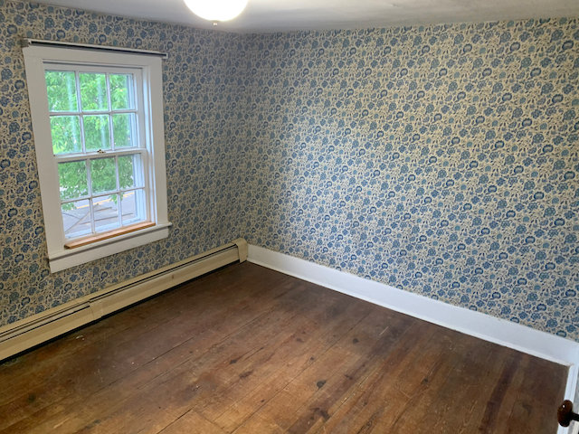 Image for 3 BR/1.5 BA Home on .35 +/- Acre Lot in the Town of Hamilton, VA--SELLS to the HIGHEST BIDDER!!