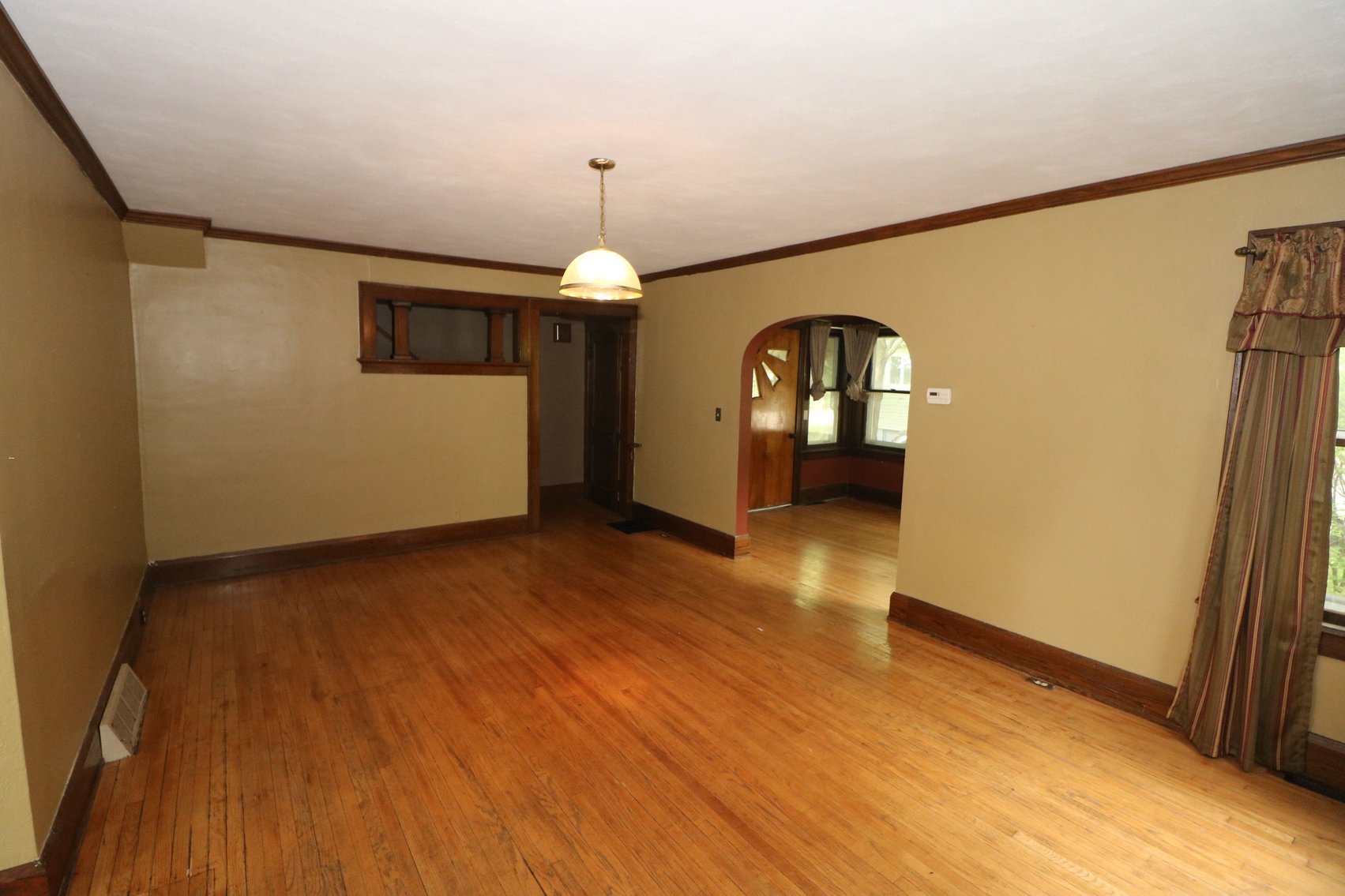 Image for MINIMUM BID AUCTION! $80,000 - 210 East Main Street