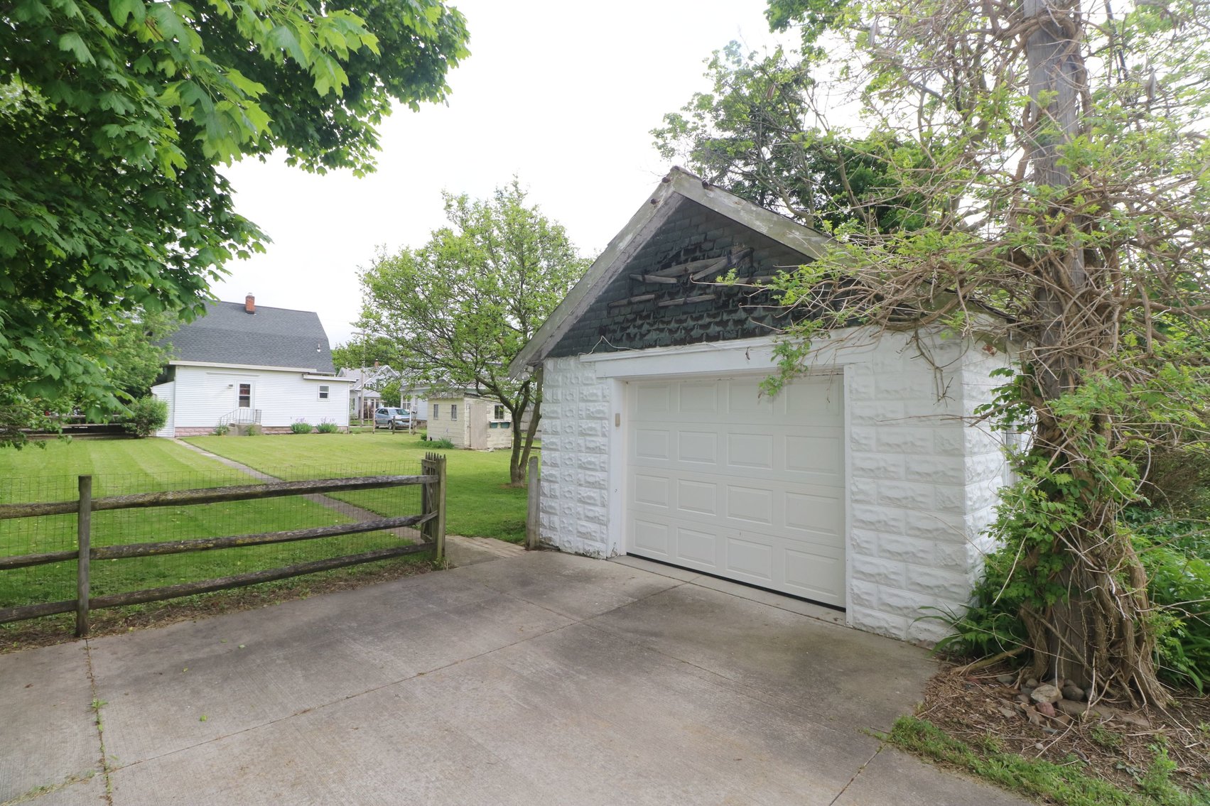 Image for MINIMUM BID AUCTION! $80,000 - 210 East Main Street