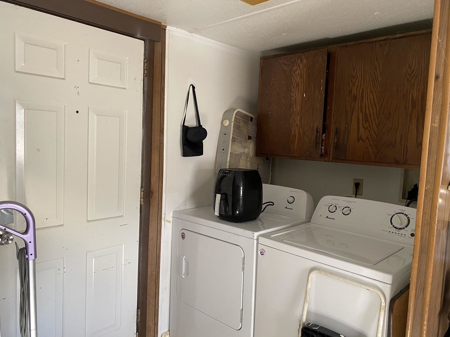 Image for Furnished Mobile Home Sold to the Highest Bidder