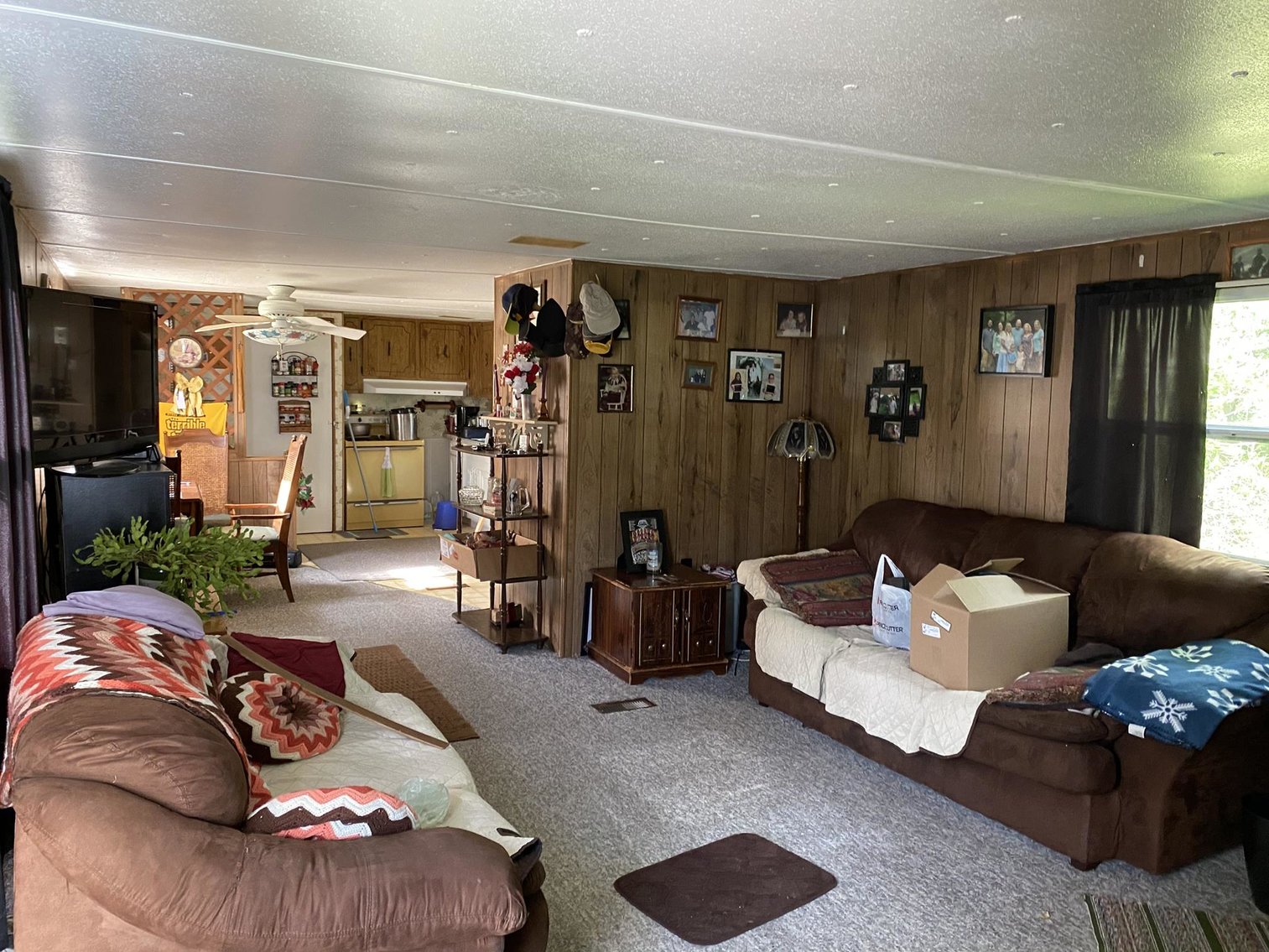 Image for Furnished Mobile Home Sold to the Highest Bidder