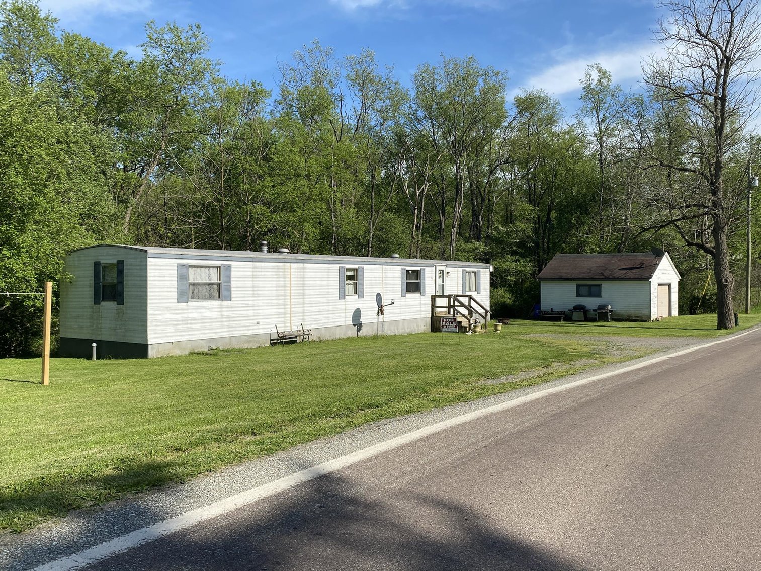 Image for Furnished Mobile Home Sold to the Highest Bidder