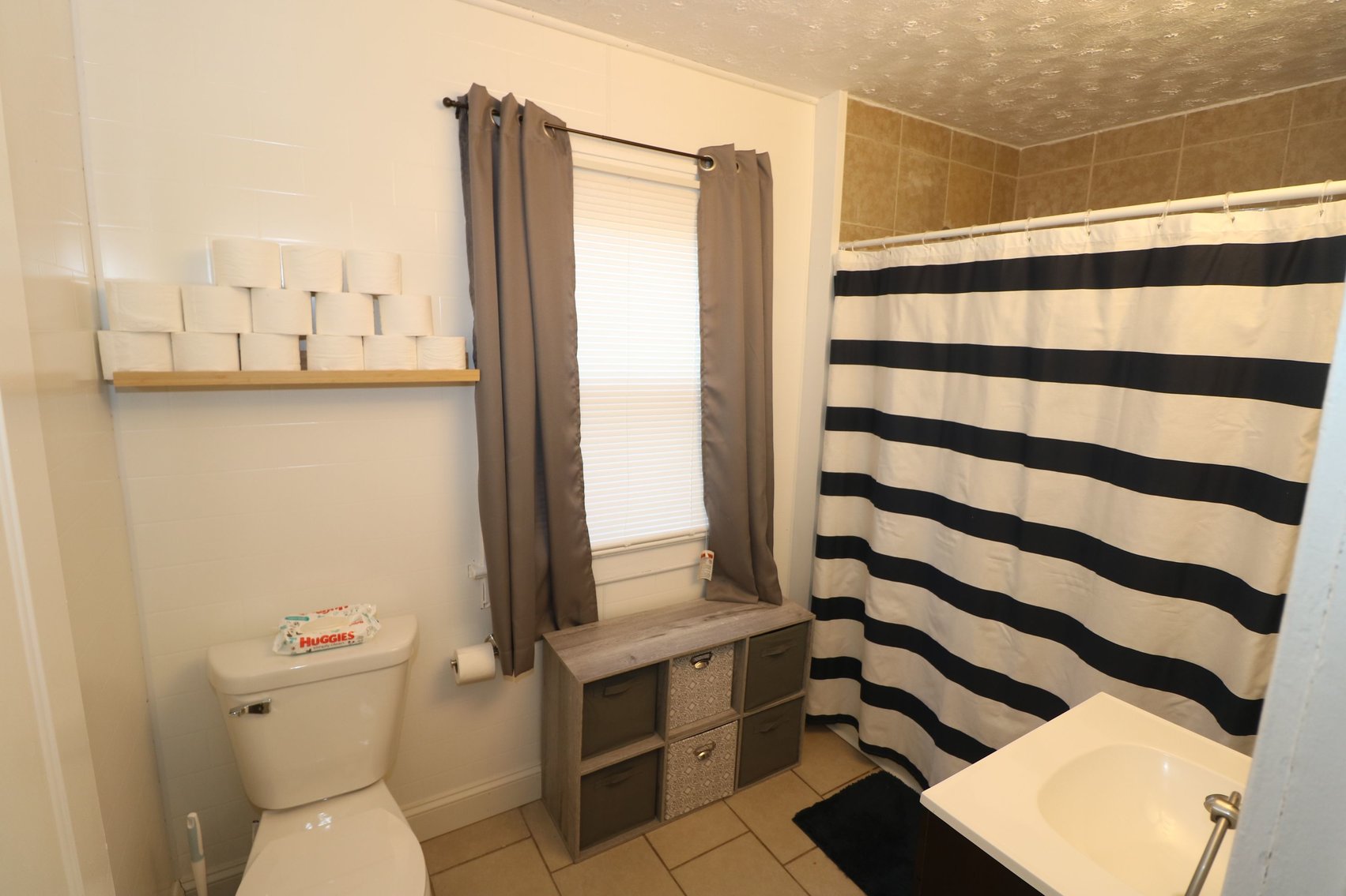 Image for MINIMUM BID AUCTION! $19,000 - 615 Waverly Avenue