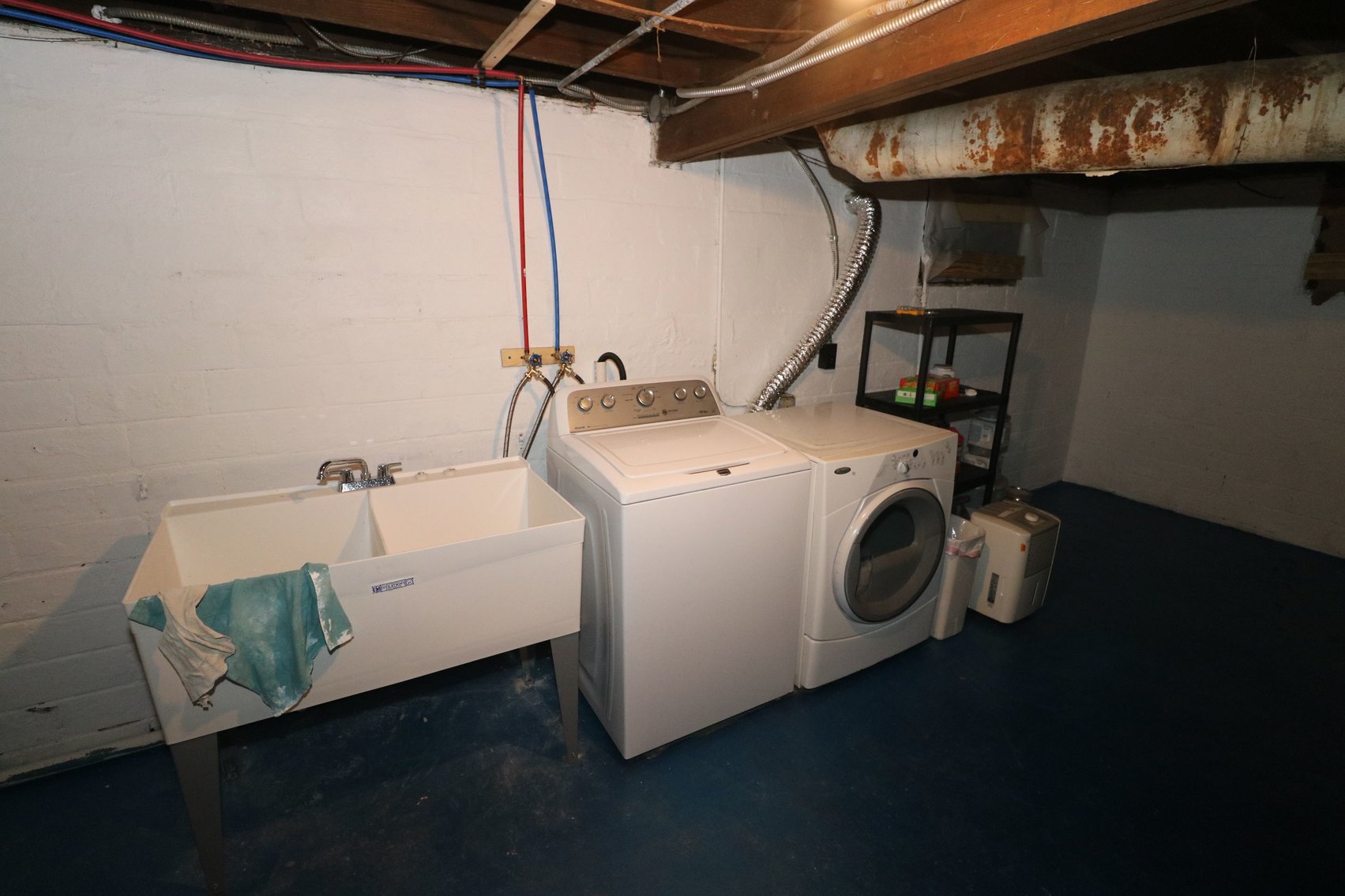 Image for MINIMUM BID AUCTION! $19,000 - 615 Waverly Avenue