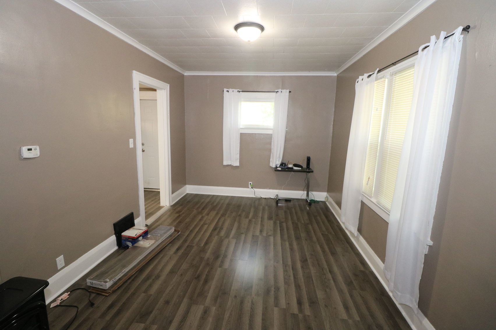 Image for MINIMUM BID AUCTION! $19,000 - 615 Waverly Avenue