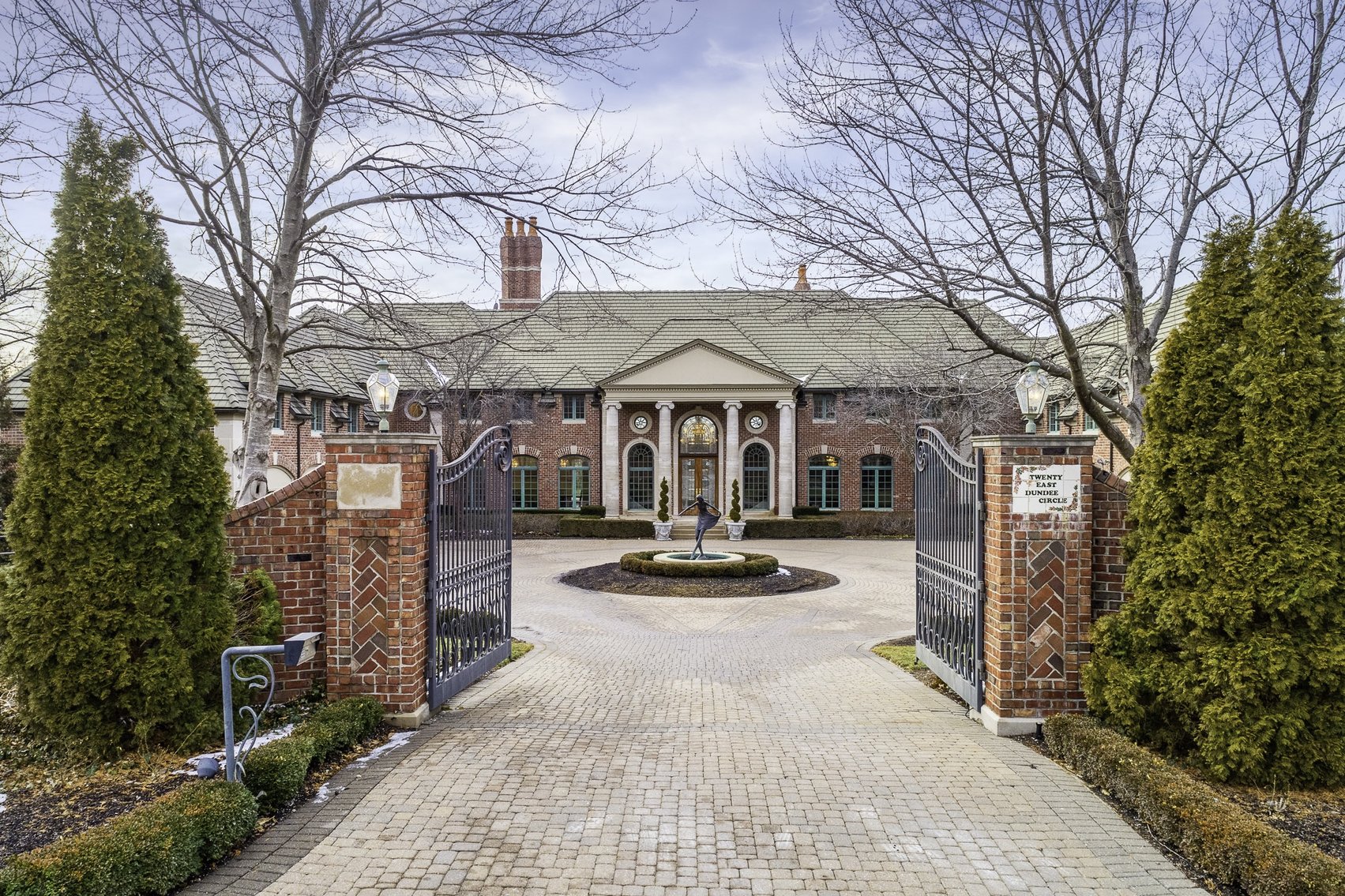 20 East Dundee Circle, Village of Loch Lloyd, MO 64012
