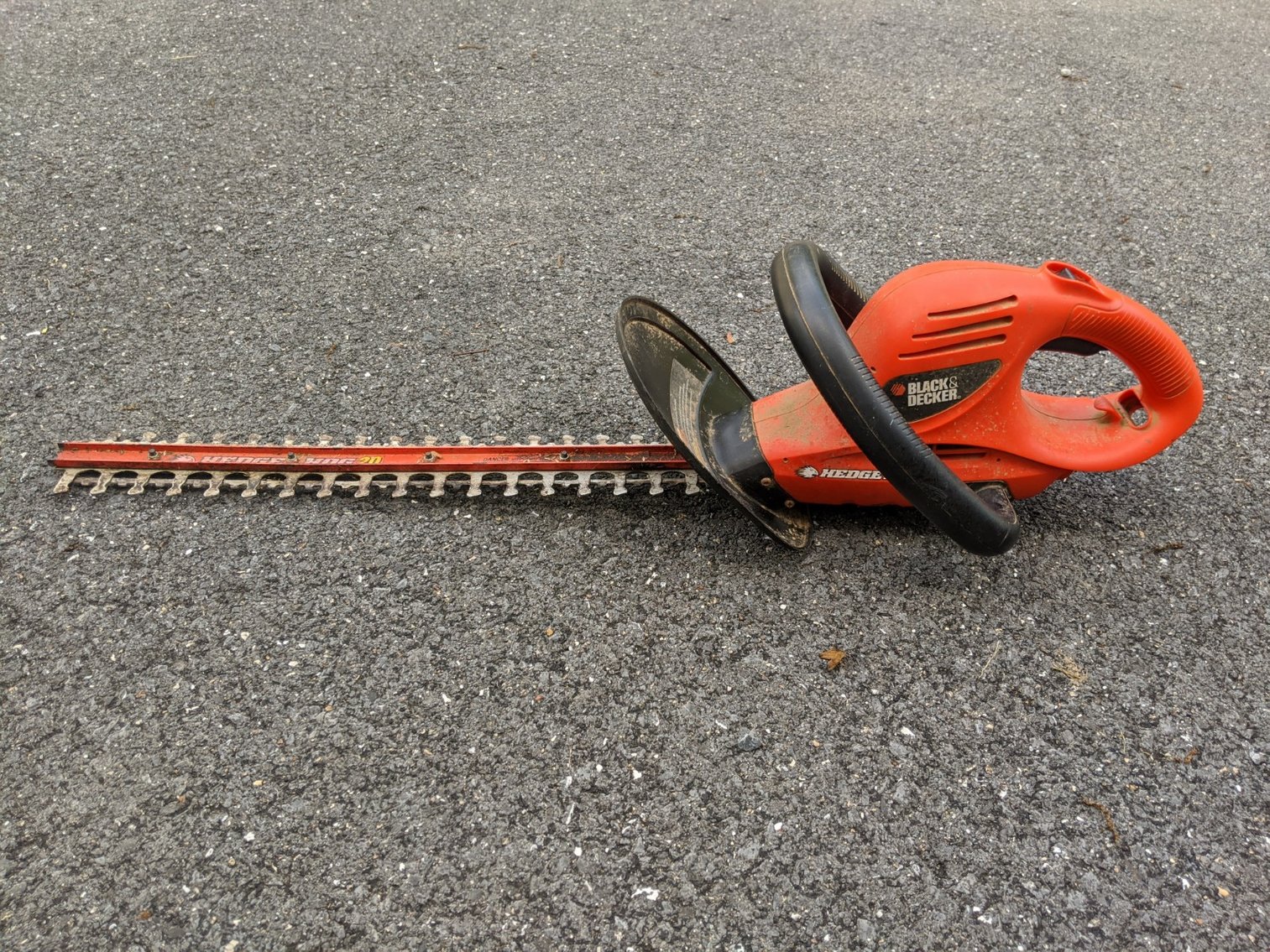 Black and Decker 20" Hedge Hog Electric Hedge Trimmer
