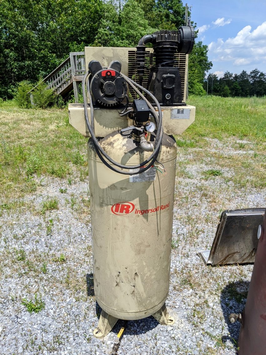 60 Gallon Ingersoll Rand Air Compressor