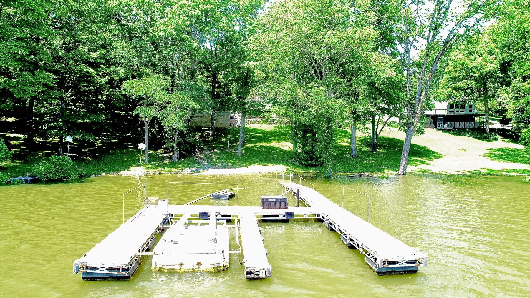 Image for 265 Bayview Dr., Cadiz Auction