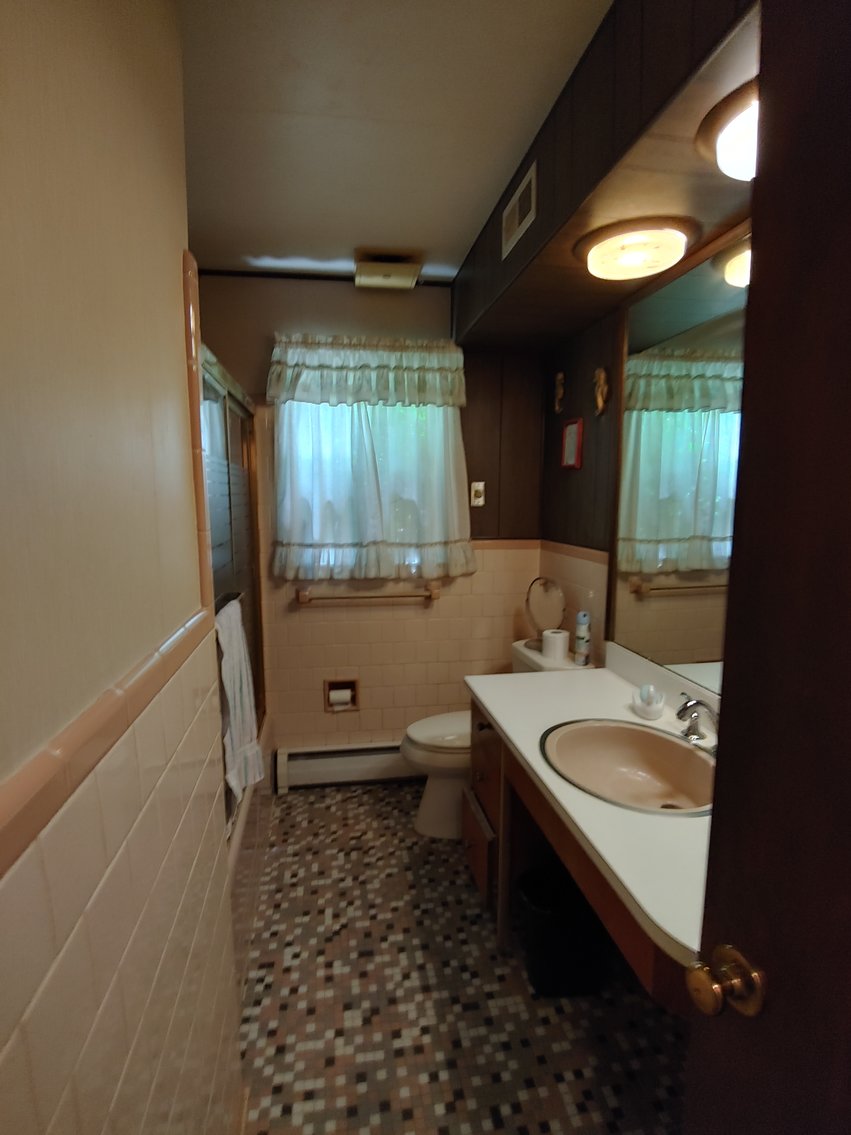 Image for 4 BR, 2 1/2 BATH ON 0.73+/- ACRE LOT