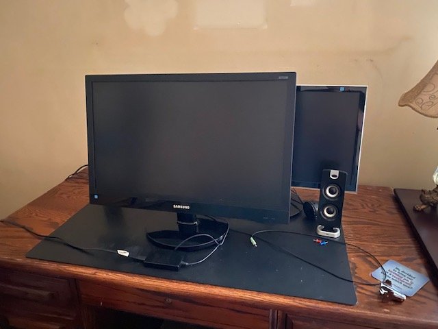 Image for 1467 Georgetowne Drive - House and Contents