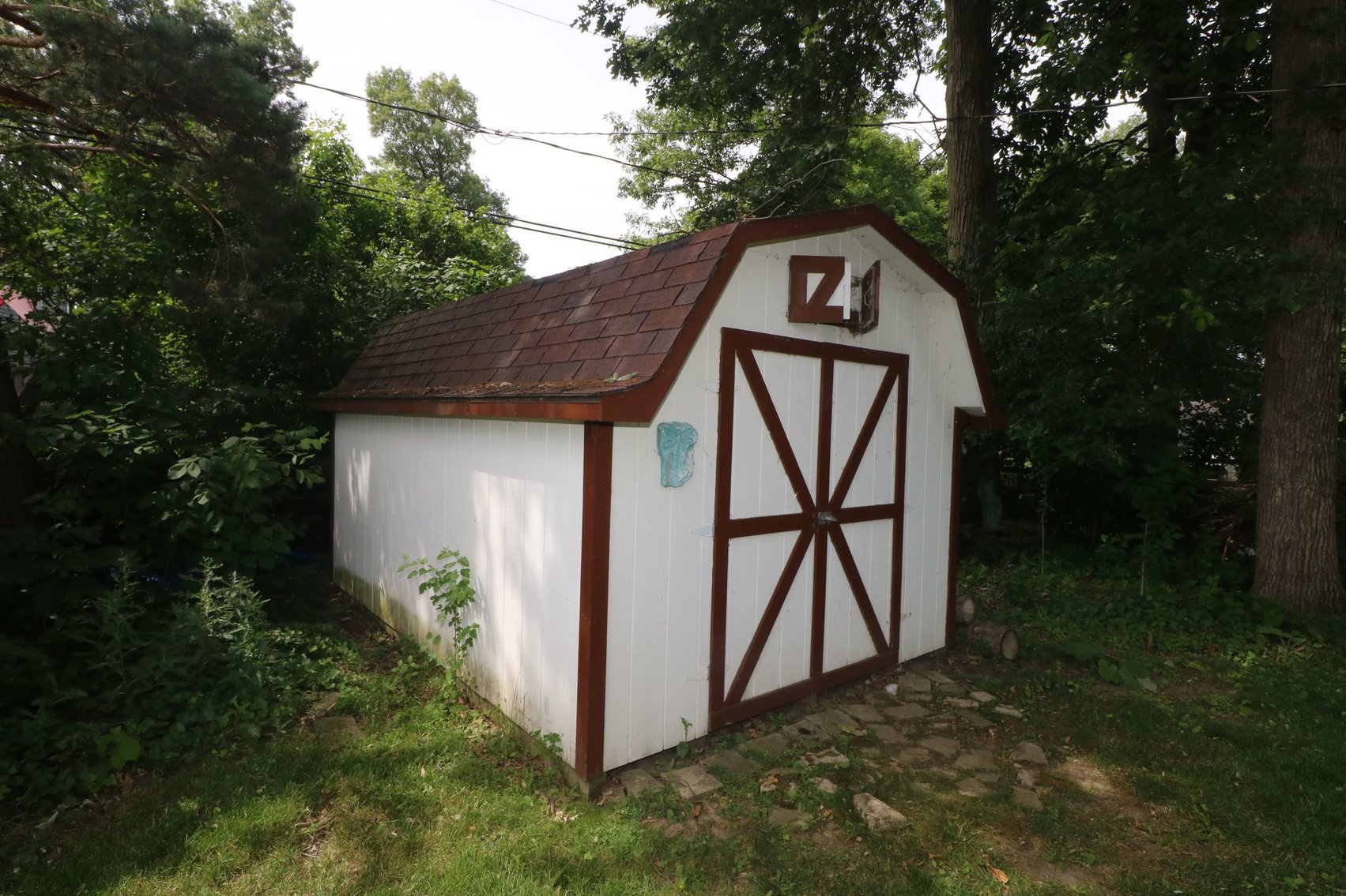 Image for MINIMUM BID AUCTION! $99,000 - 305 Southwood Drive