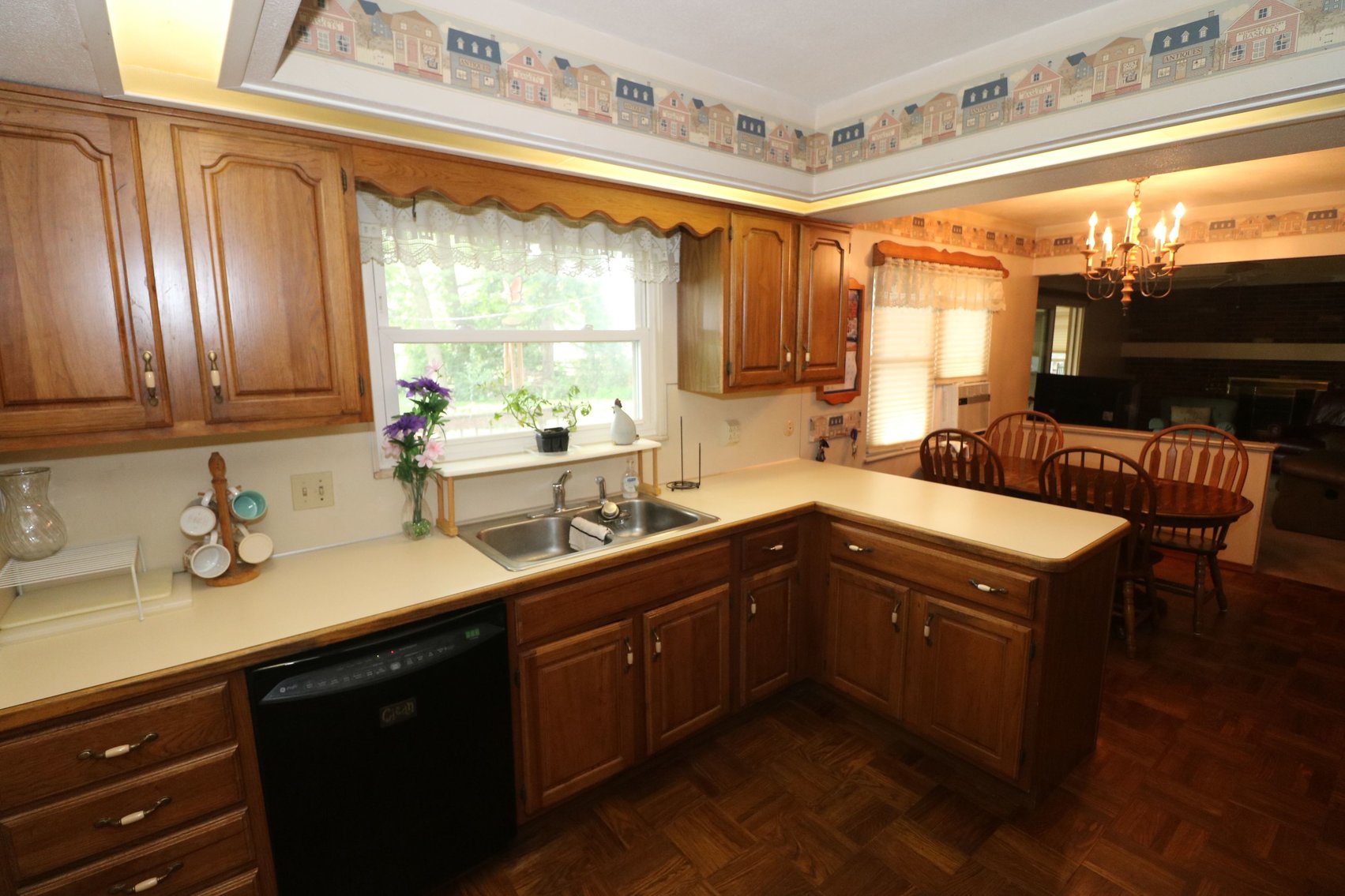 Image for MINIMUM BID AUCTION! $99,000 - 305 Southwood Drive