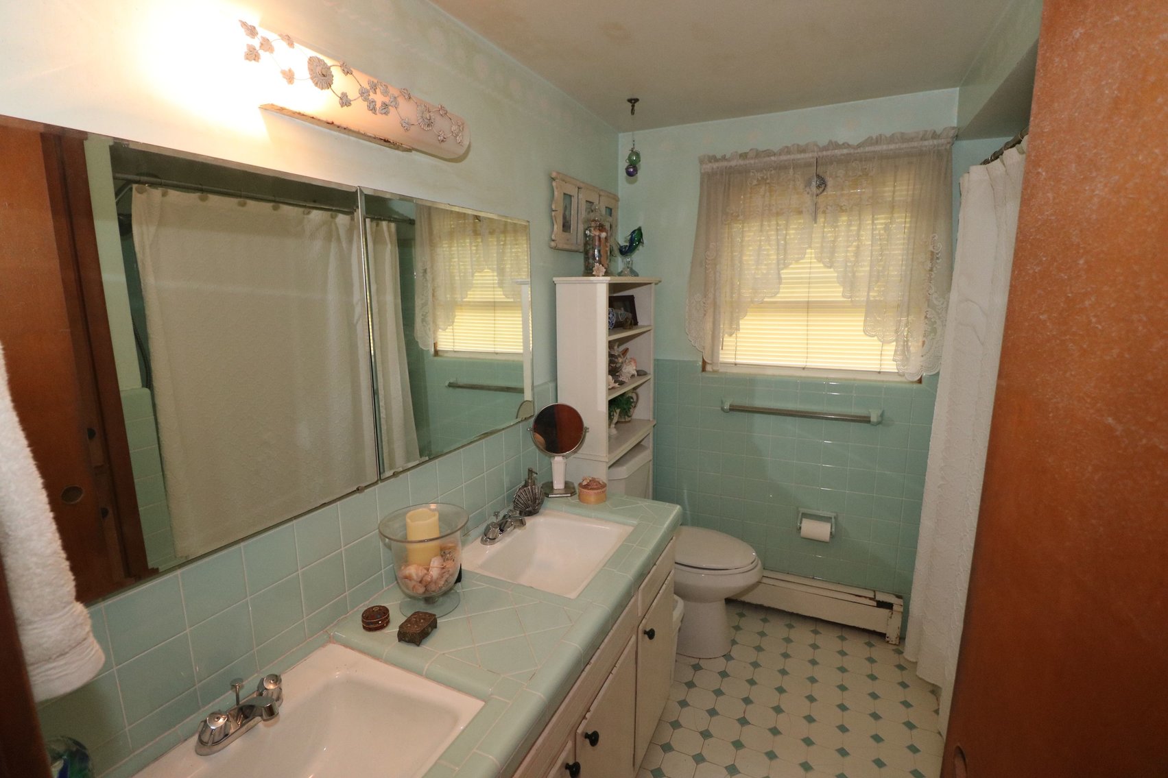 Image for MINIMUM BID AUCTION! $99,000 - 305 Southwood Drive