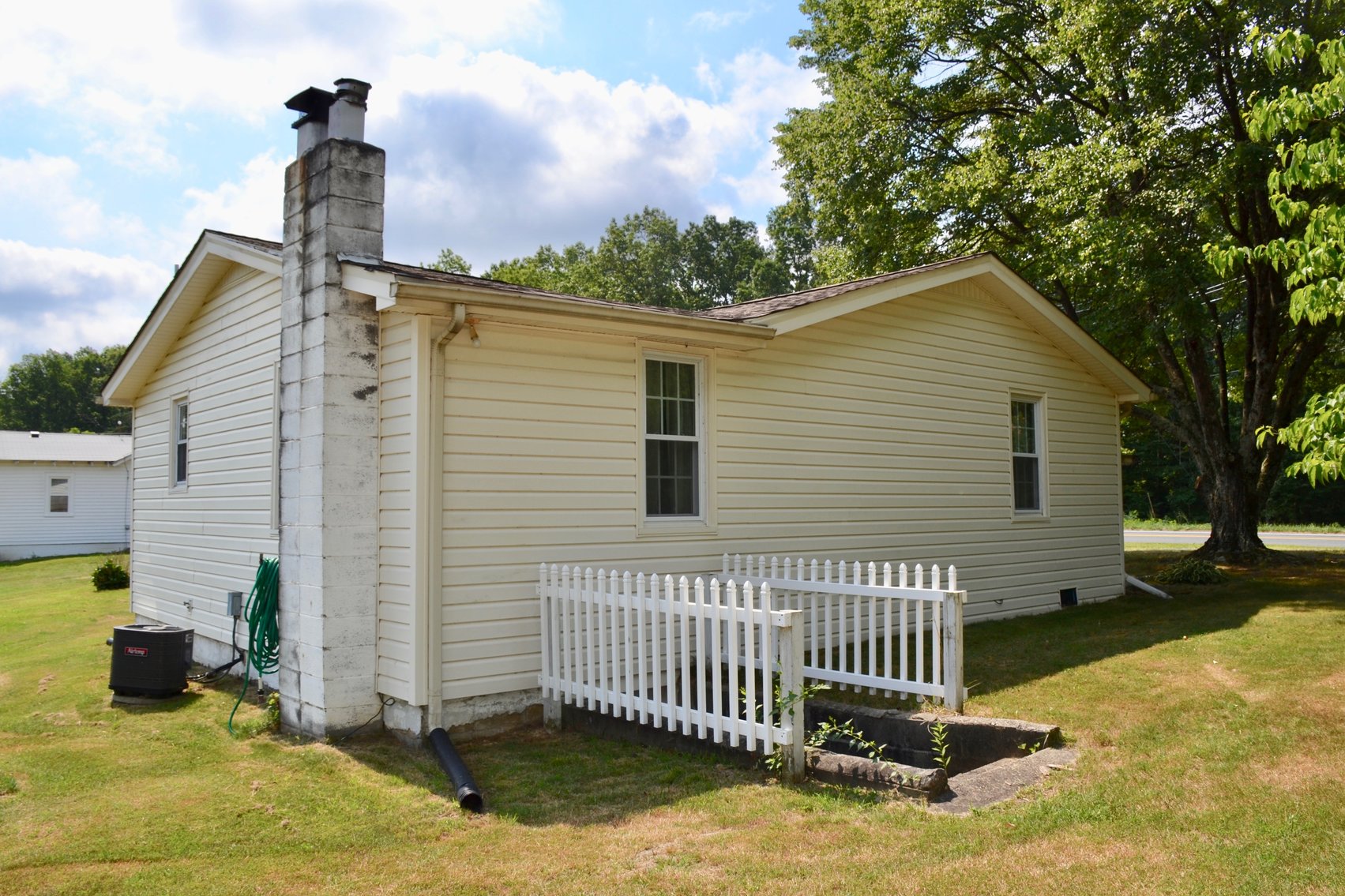 Image for 3 BR/1.5 BA Home on .8 +/- Acres Located Just off Rt. 1 in Stafford County, VA