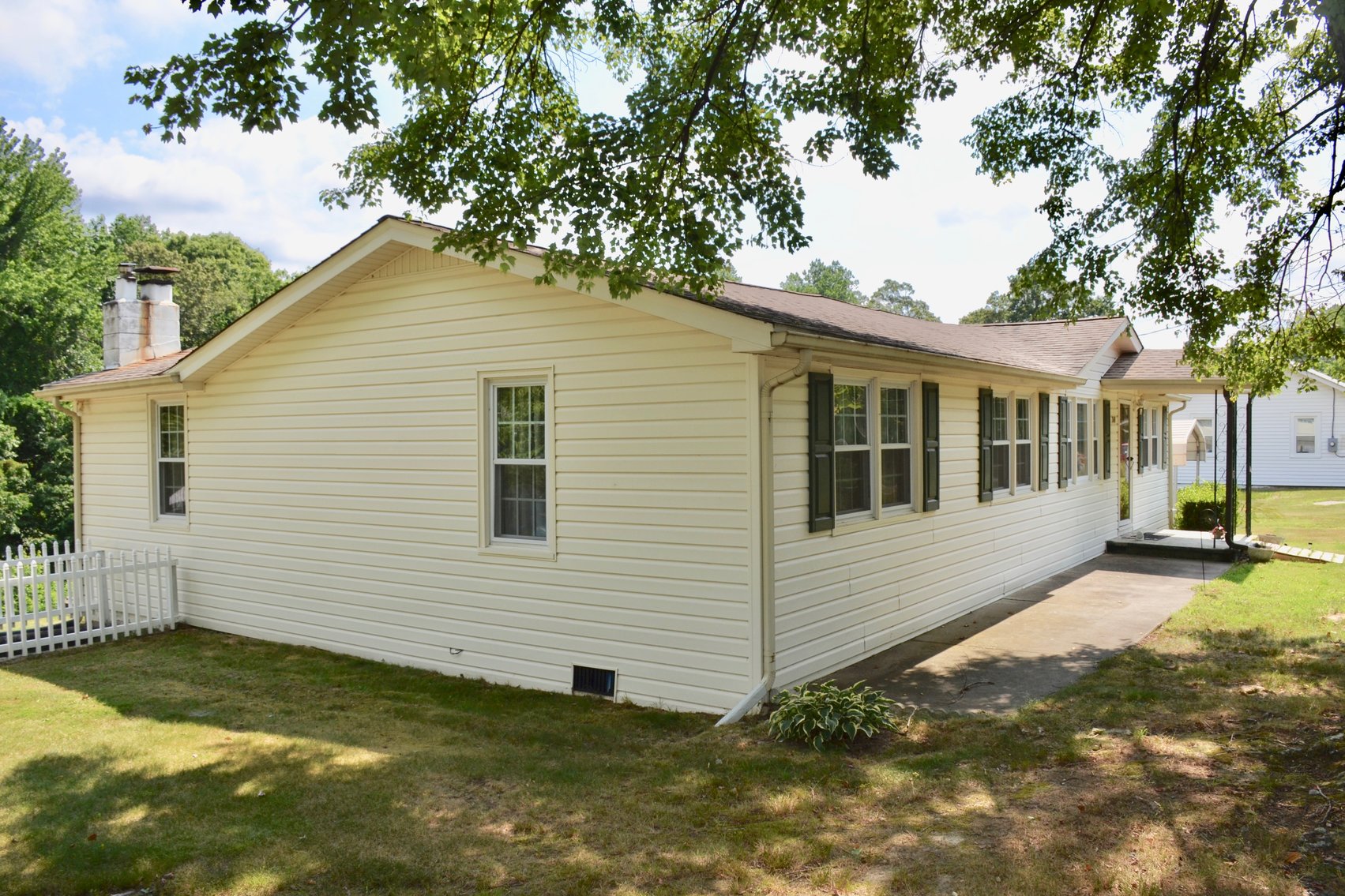 Image for 3 BR/1.5 BA Home on .8 +/- Acres Located Just off Rt. 1 in Stafford County, VA
