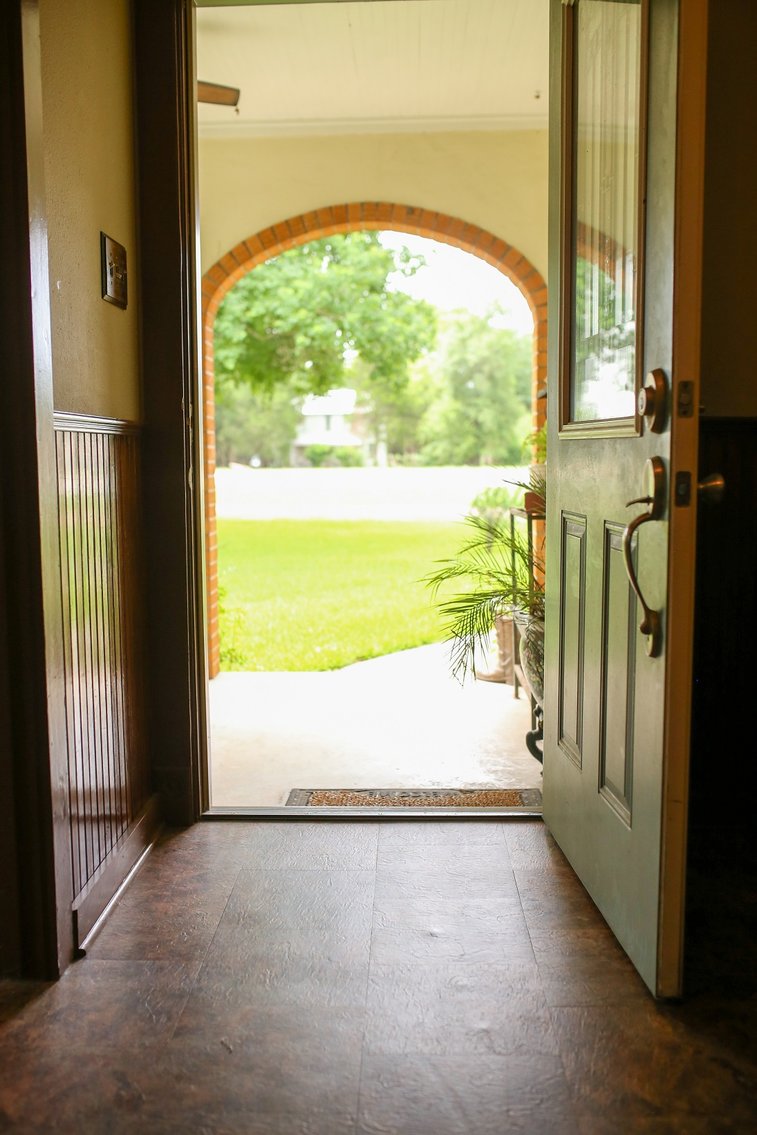 Image for 285 E Thigpen, Carmine TX 78932 - Listing