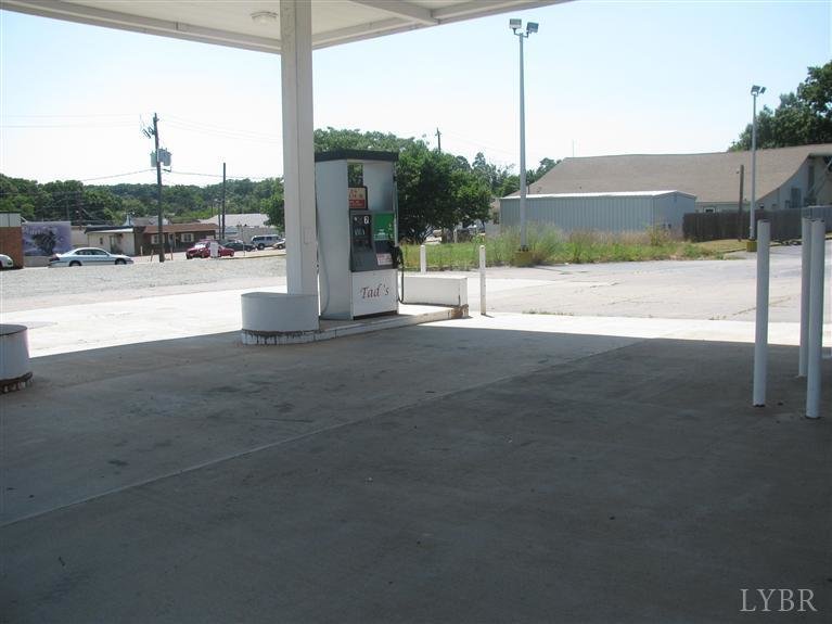 Image for TWO BANK ORDERED COMMERCIAL REAL ESTATE AUCTIONS: Gretna, VA