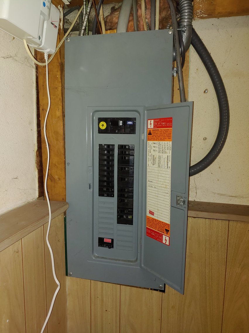 Image for 4 BEDROOM, 1½ BATH, 1½ STORY HOME W/ DETACHED GARAGE