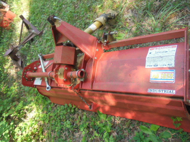 Image for PUBLIC ESTATE AUCTION (LIVING~MOVING)