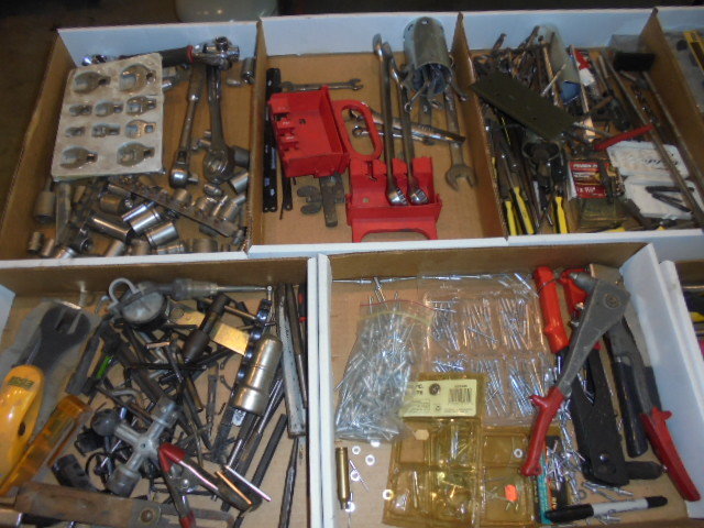 Image for PUBLIC ESTATE AUCTION (LIVING~MOVING)